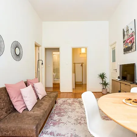 Gonzalo's Guest - Downtown Historic Flats Lisboa