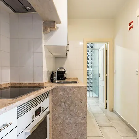 Gonzalo's Guest - Downtown Historic Flats 리스본